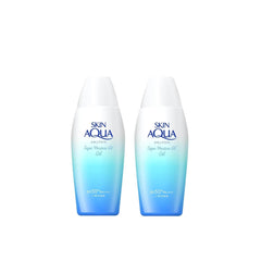 Skin Aqua UV Super Moisture Gel bottle shows lightweight sunscreen and hydration.