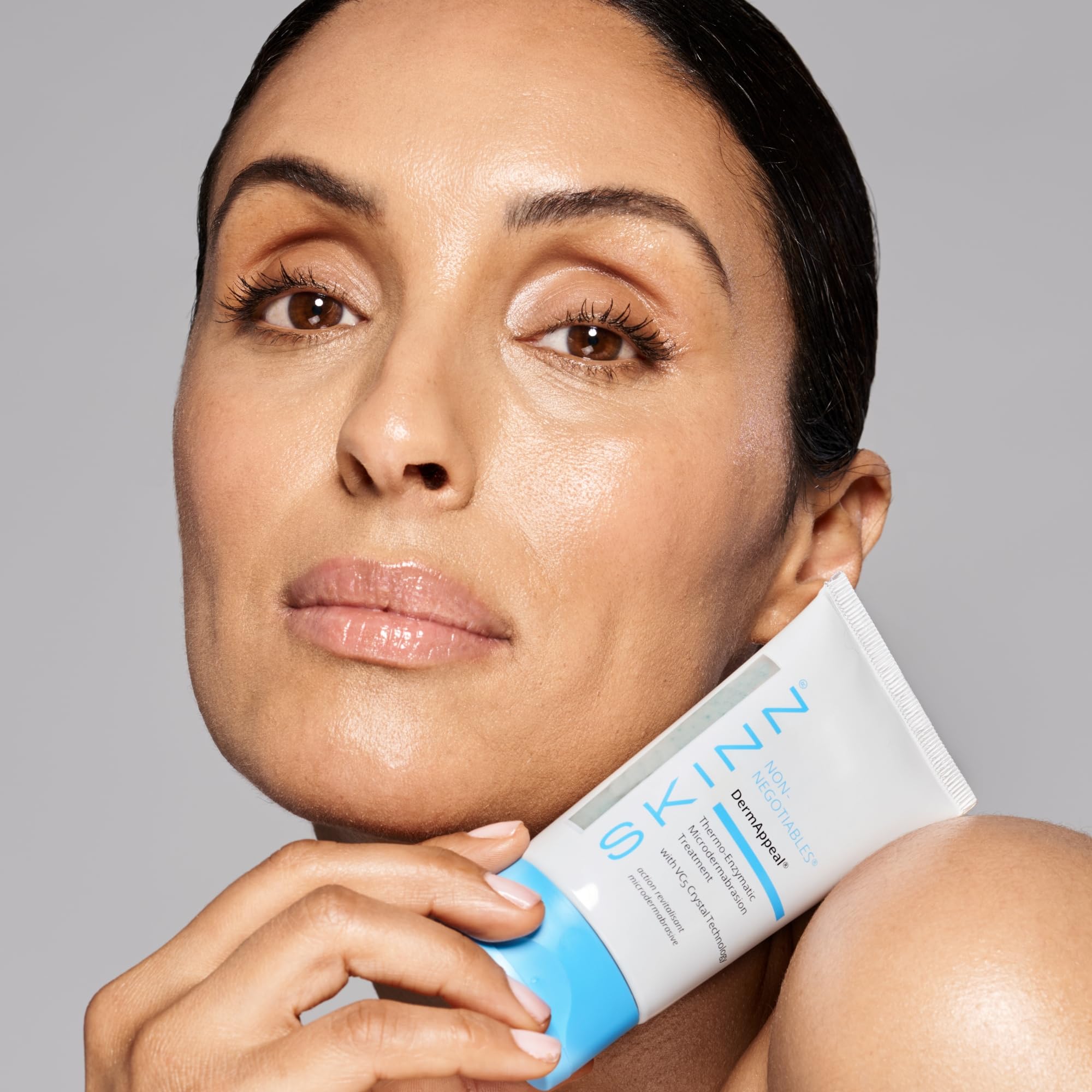 SKINN DermAppeal soft serum veil that nourishes after exfoliation