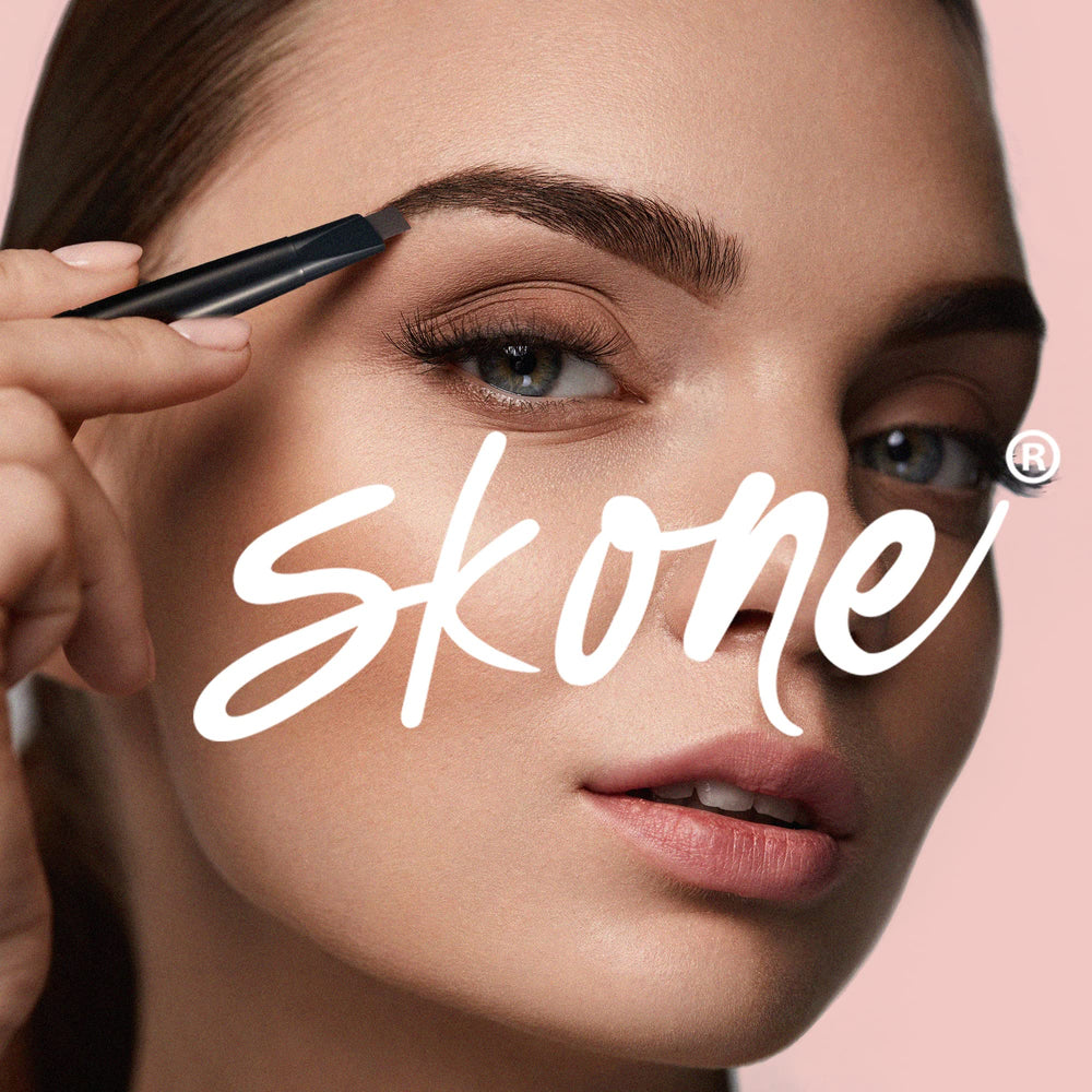 Skone Brow Wand Chocolate shade complimenting brunette hair tones
