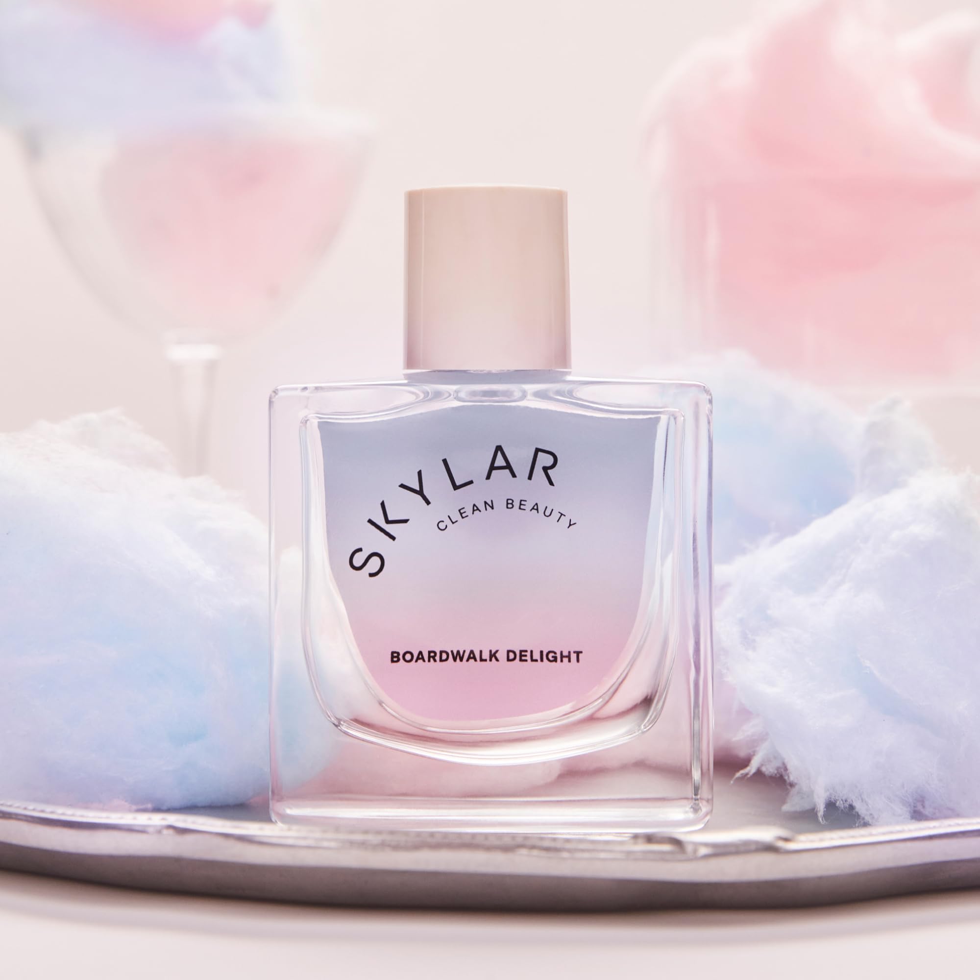 Skylar Boardwalk Delight vanilla note image—warm vanilla base for comforting scent.