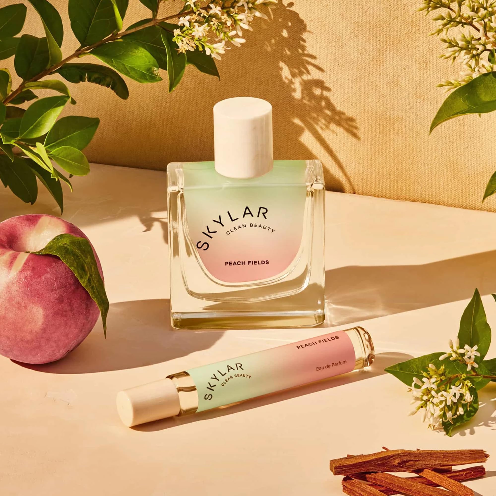 Skylar Peach Fields peach note close-up evokes juicy peach aroma for versatile day-to-night wear.
