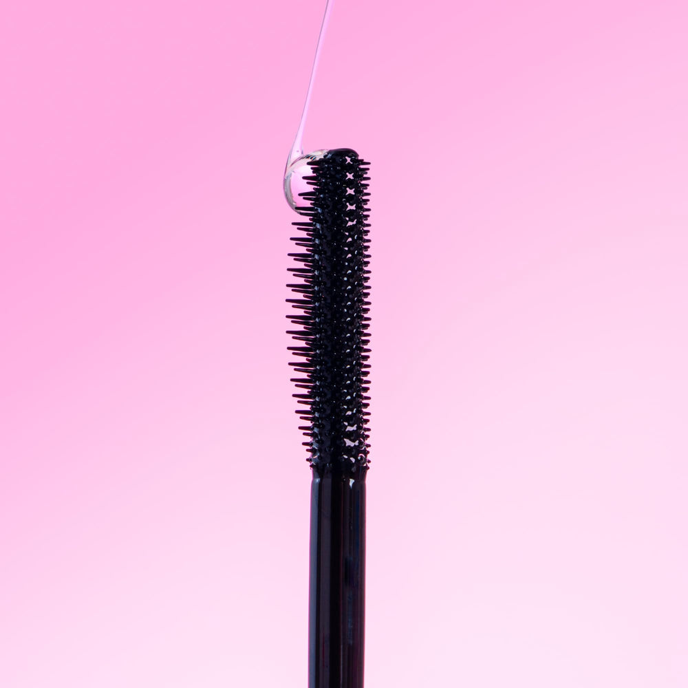 SlickHair lightweight, non-greasy hair stick for a clean, smooth hold.