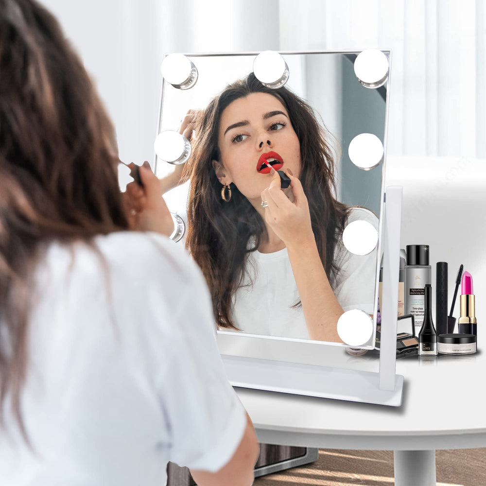 SLIMOON vanity features color modes to match ambient lighting while getting ready.