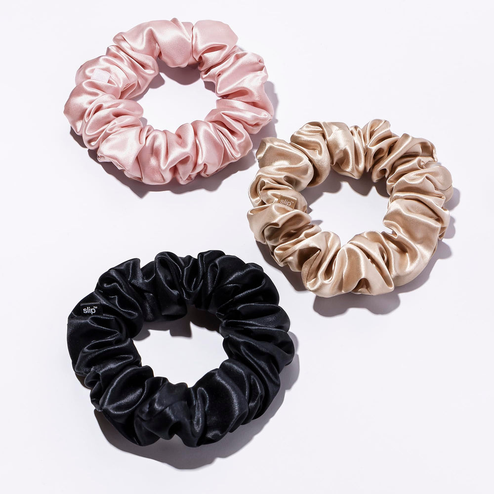 SLIP Large Scrunchie Multi helps create voluminous buns and loose ponytails.