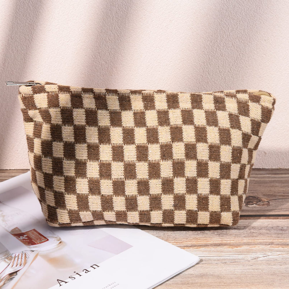 SOIDRAM brown checkered canvas bag for durable everyday storage and travel use.