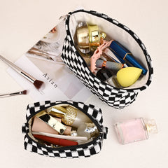 SOIDRAM travel toiletry bag folds flat for compact packing