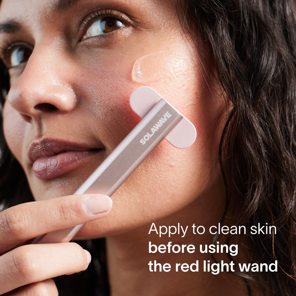Solawave ionic mineral complex animation suggesting energizing effect and hydration.