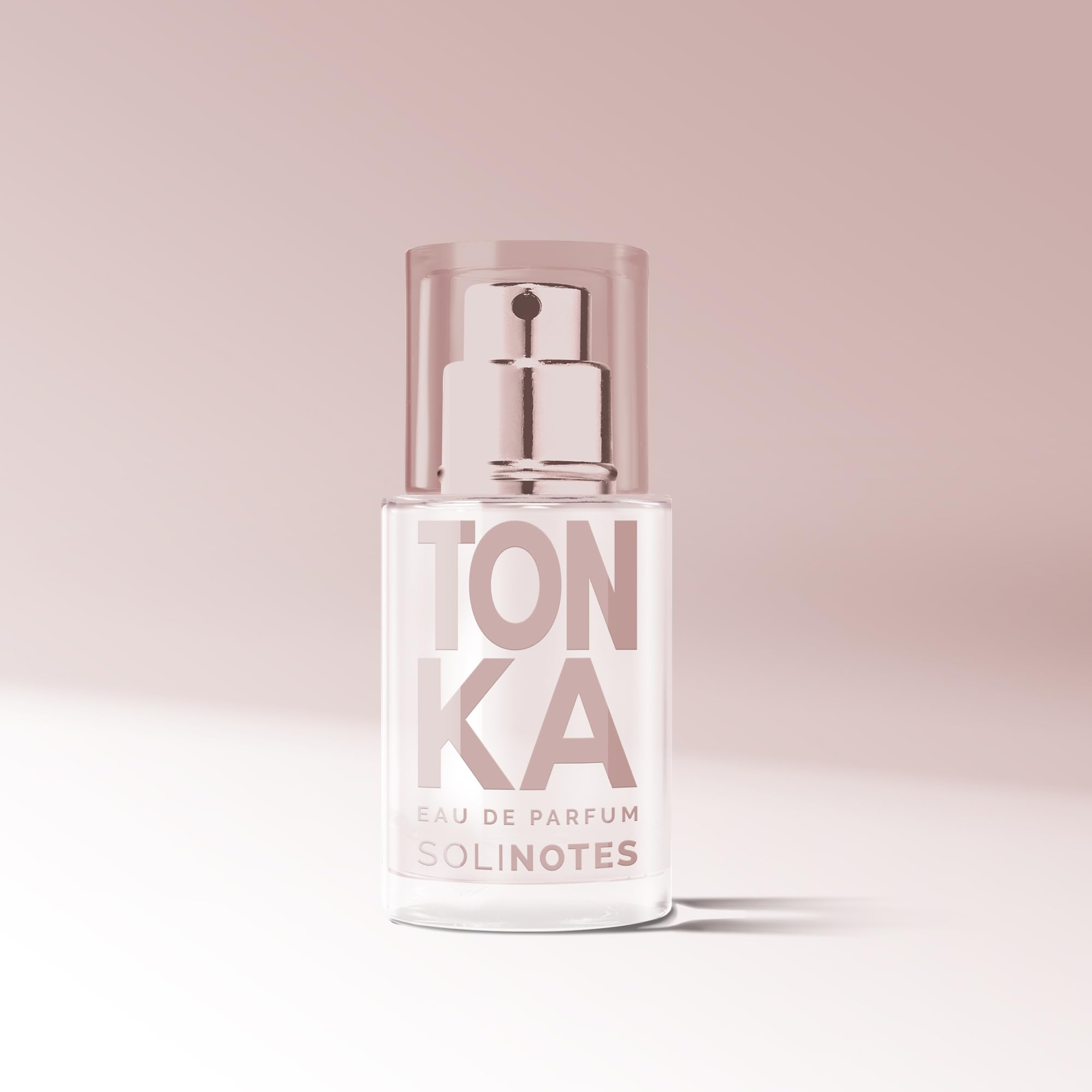 Solinotes Tonka elegant-application shows smooth spray for effortless layering.