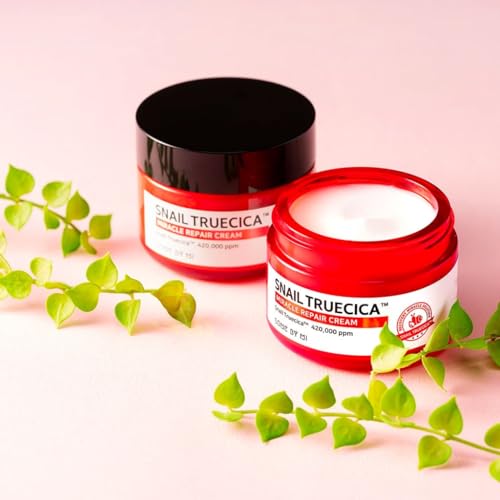 SOME BY MI Snail Truecica cream jar shows barrier-friendly packaging and easy access.