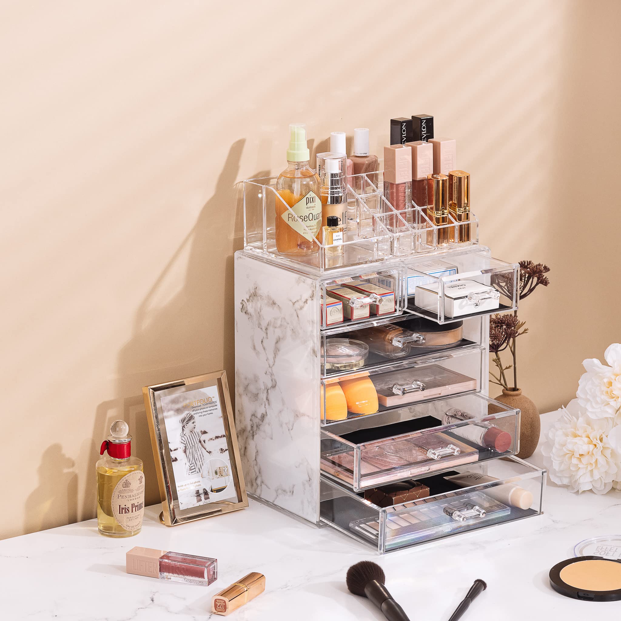 Sorbus organizer shelf liner—protects items and keeps cosmetics stable.