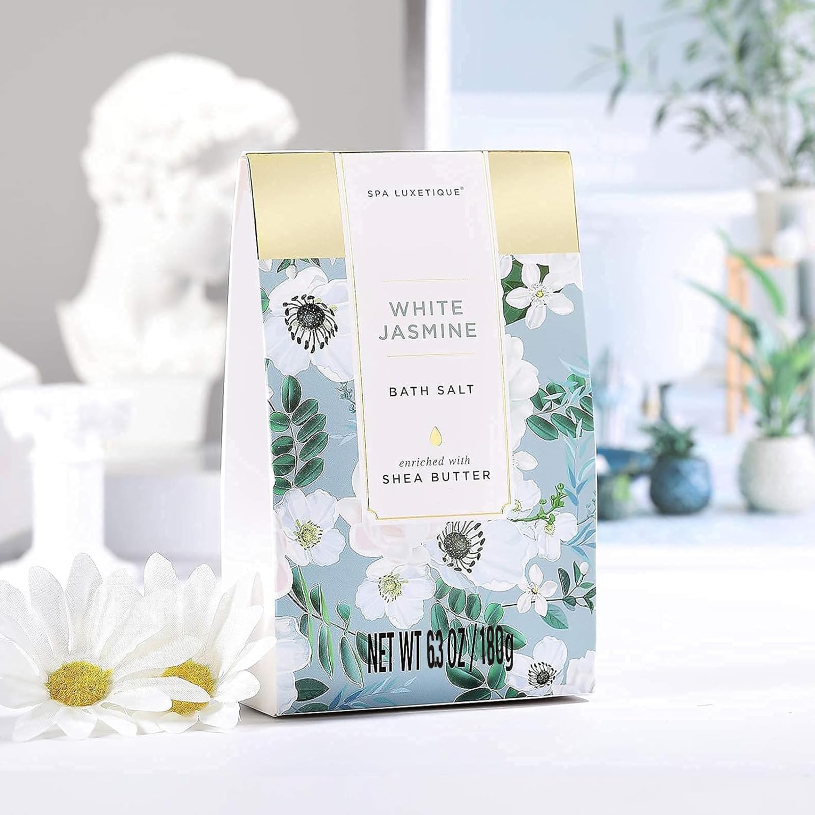 Spa Luxetique body lotion demonstrates hydrating skin for everyday comfort.