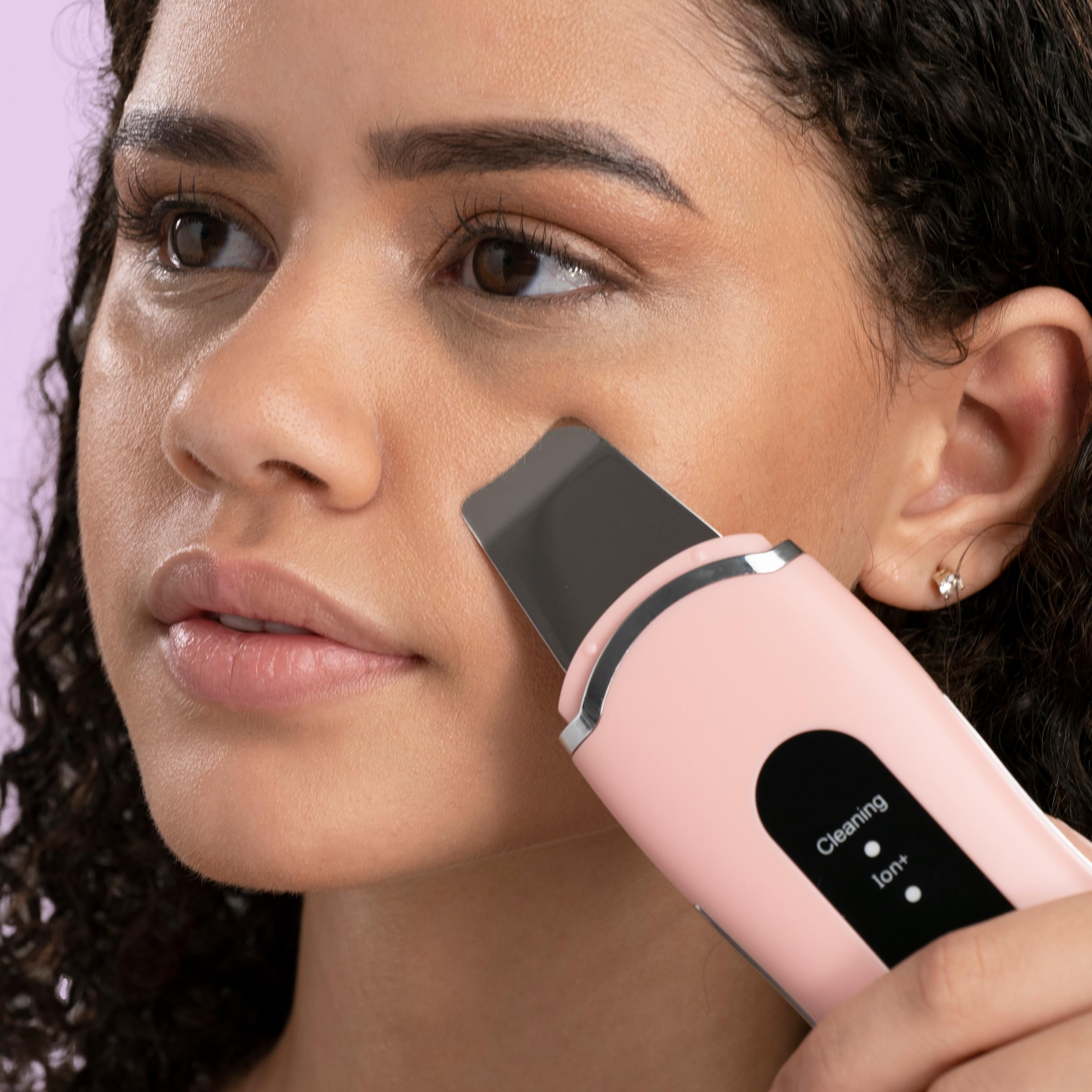 Spa Sciences LELA travel-friendly design supports on-the-go skincare sessions.
