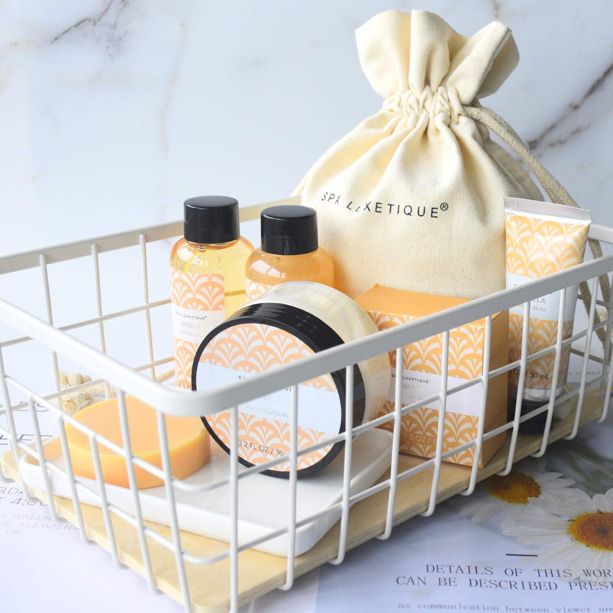 Spa Luxetique vanilla bath set body lotion pump for lasting hydration