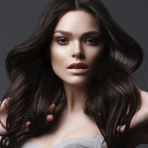Spornette brush safe for wigs and extensions with careful use