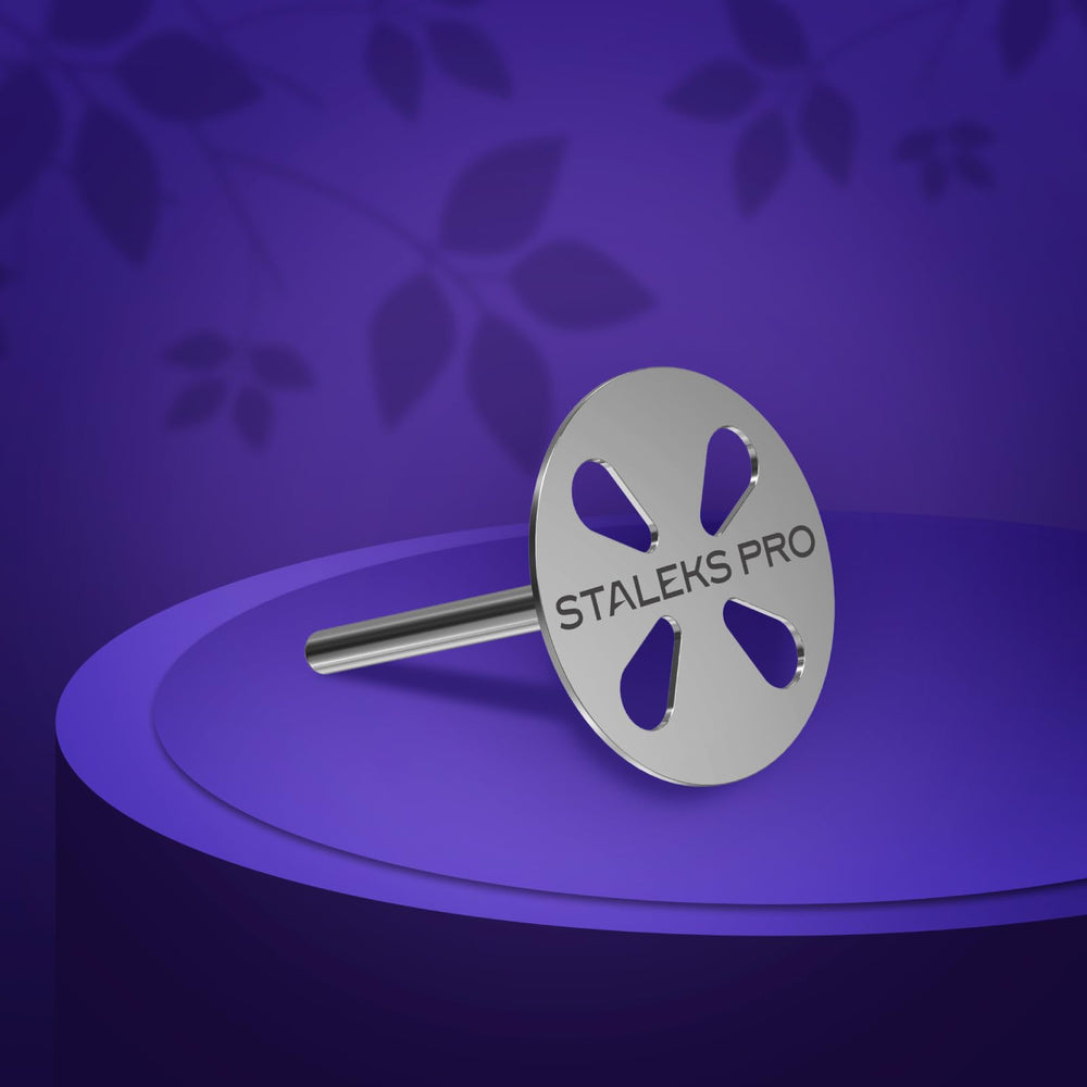 PODODISC M Expert matte attachment surface ensures secure file adhesion in use.