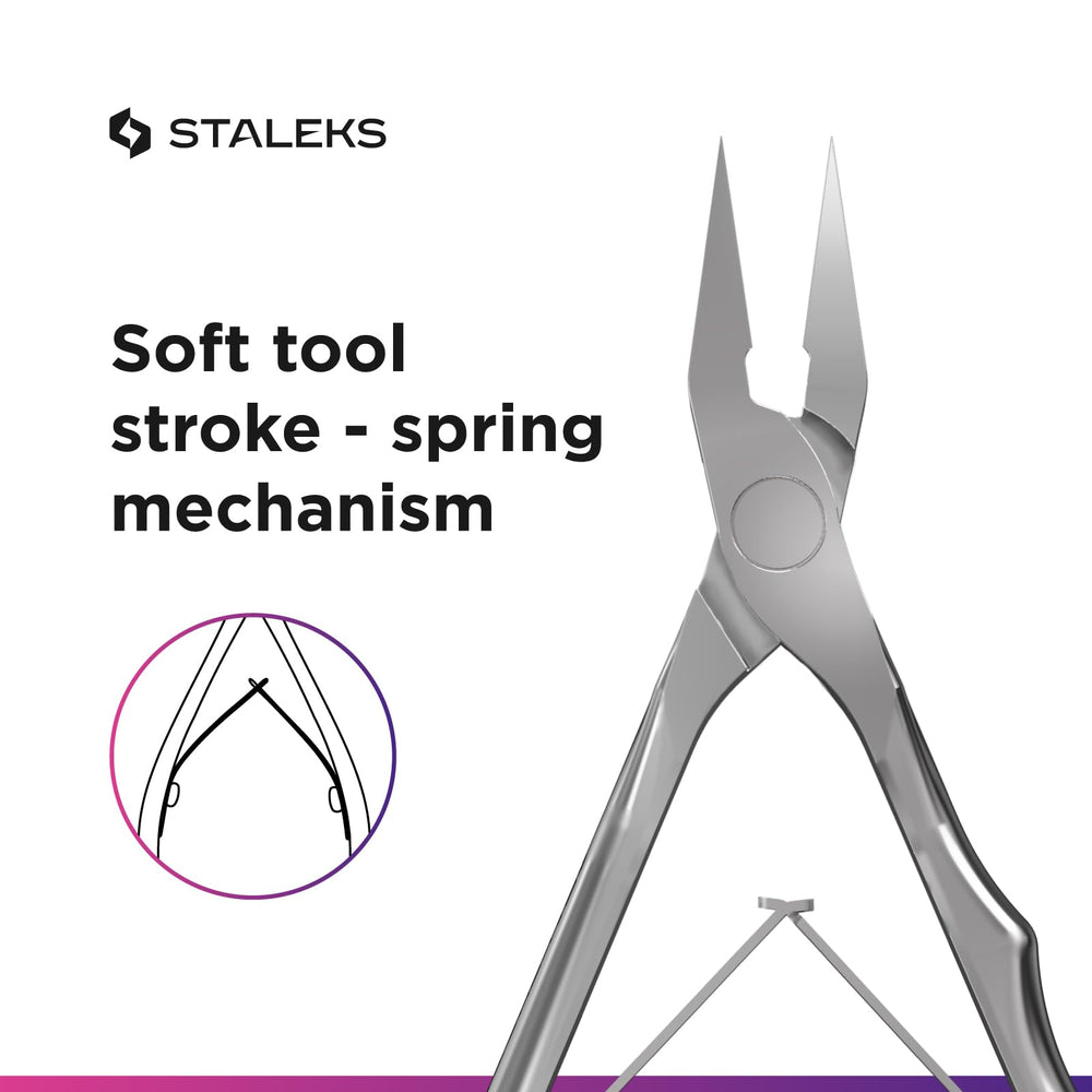 Staleks Pro EXPERT 61 comfortable grip for secure handling during procedures