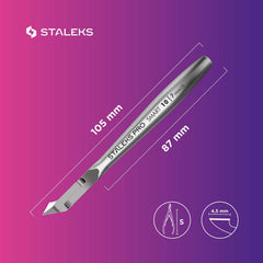 Staleks Pro SMART 10 cuticle nippers ergonomic grip for comfortable use