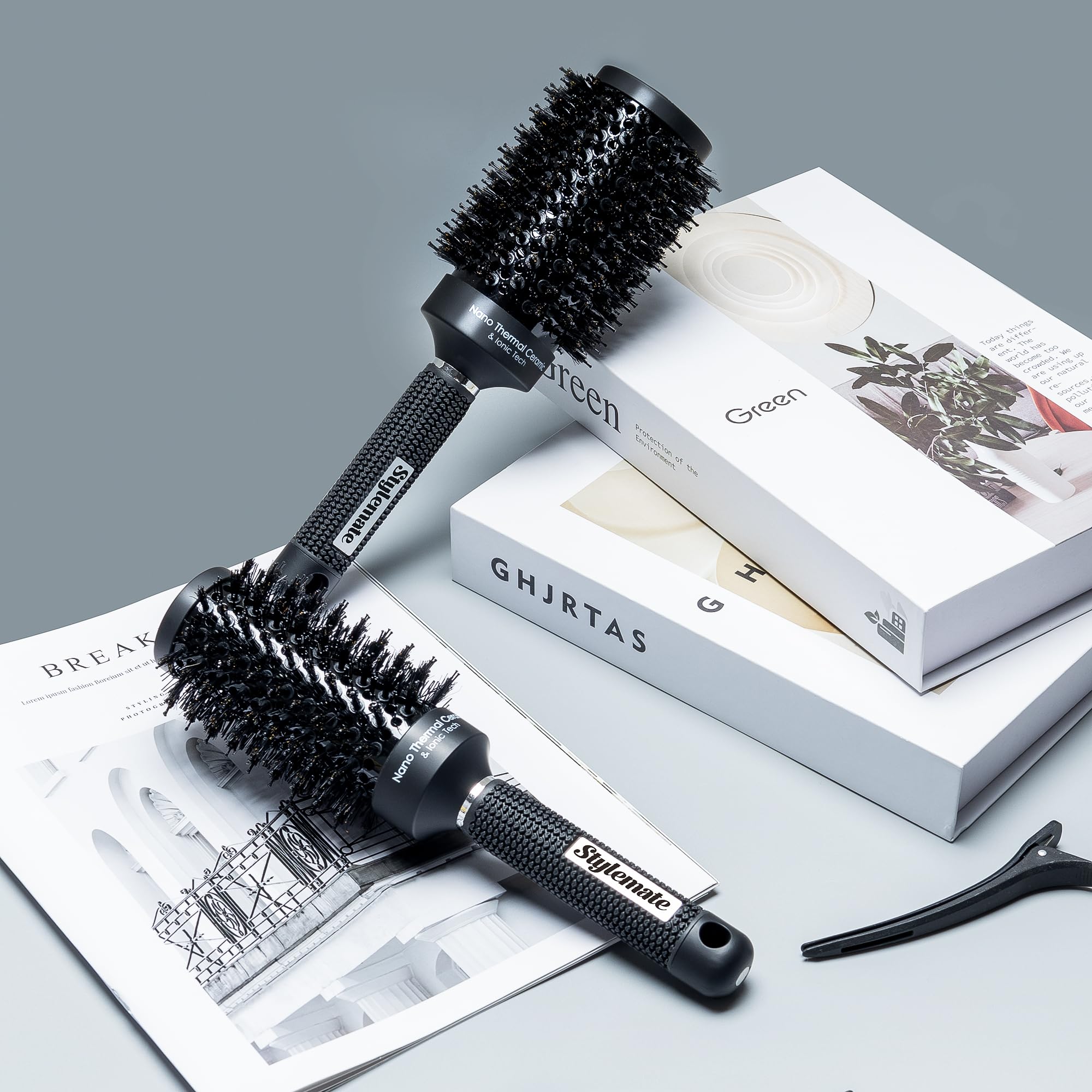 STYLEMATE size-guide and multiple barrel options help tailor styling to hair length.
