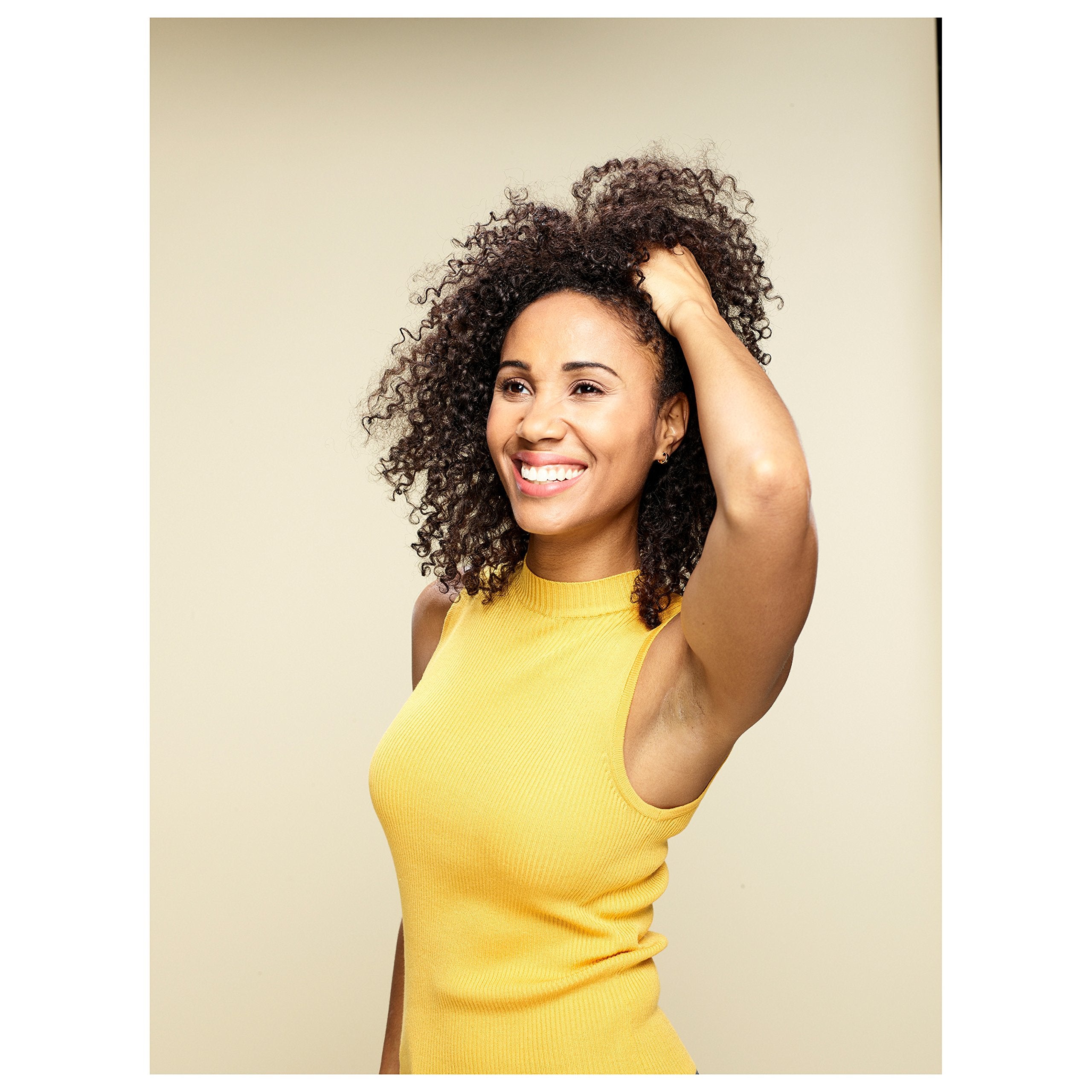 Suave Skin Solutions Advanced Therapy hand-application scene