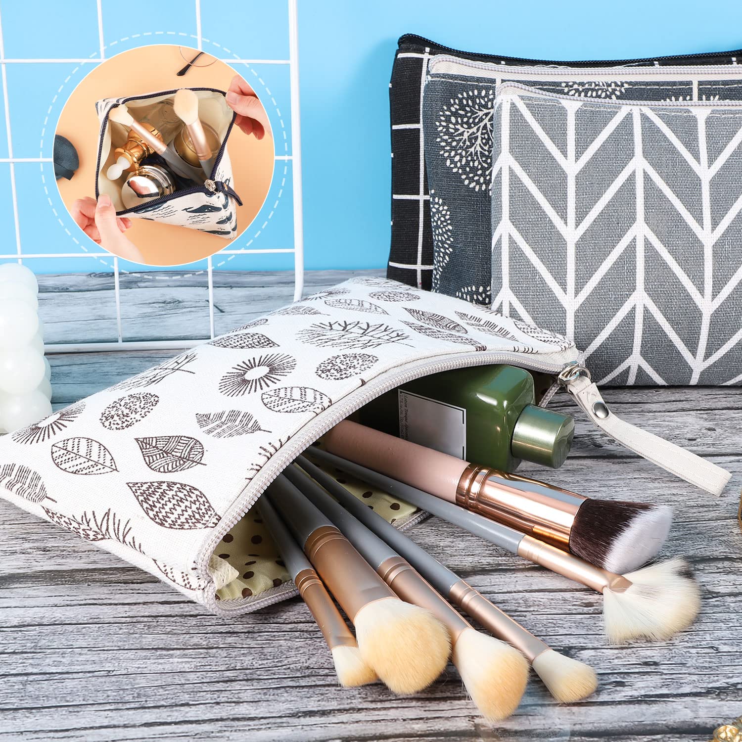 SUMAJU canvas cosmetic bag pattern 2 highlights organized storage with an easy zip.