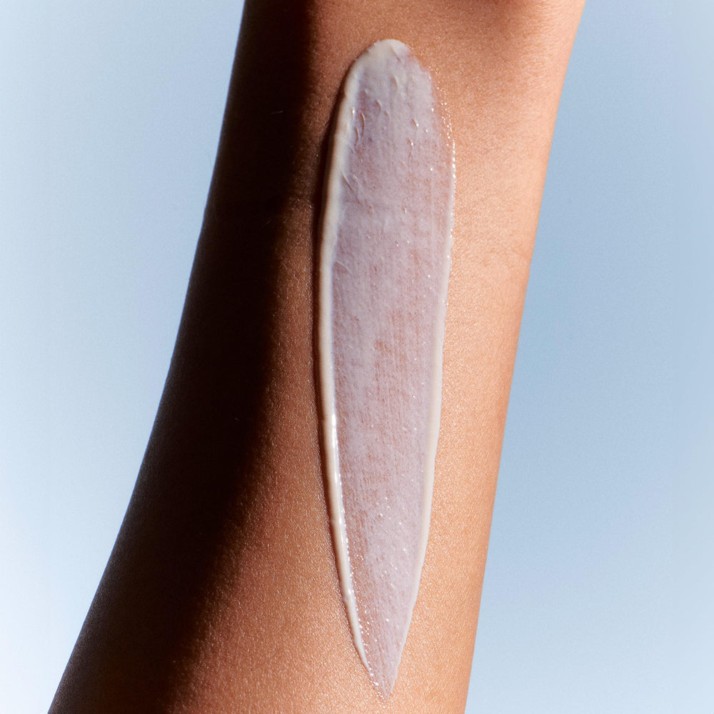 Zinc-oxide closeup highlighting mineral protection suitable for sensitive skin.