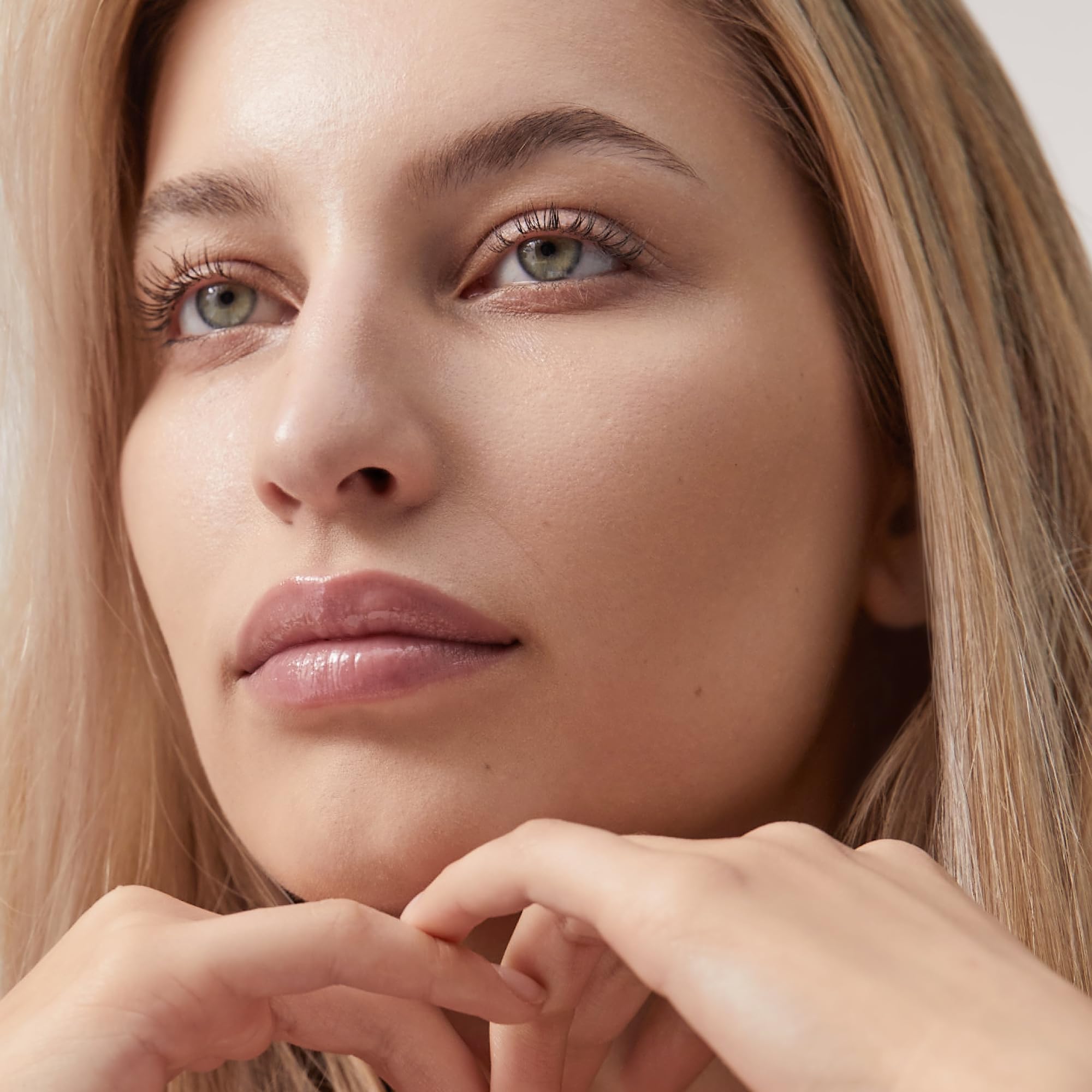 Summer Fridays Tint with hyaluronic acid provides lasting hydration.