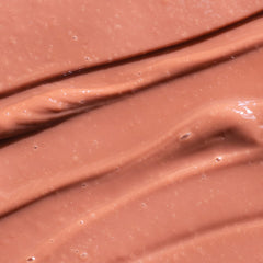 Summer Fridays lip balm application showing instant moisture and glossy finish