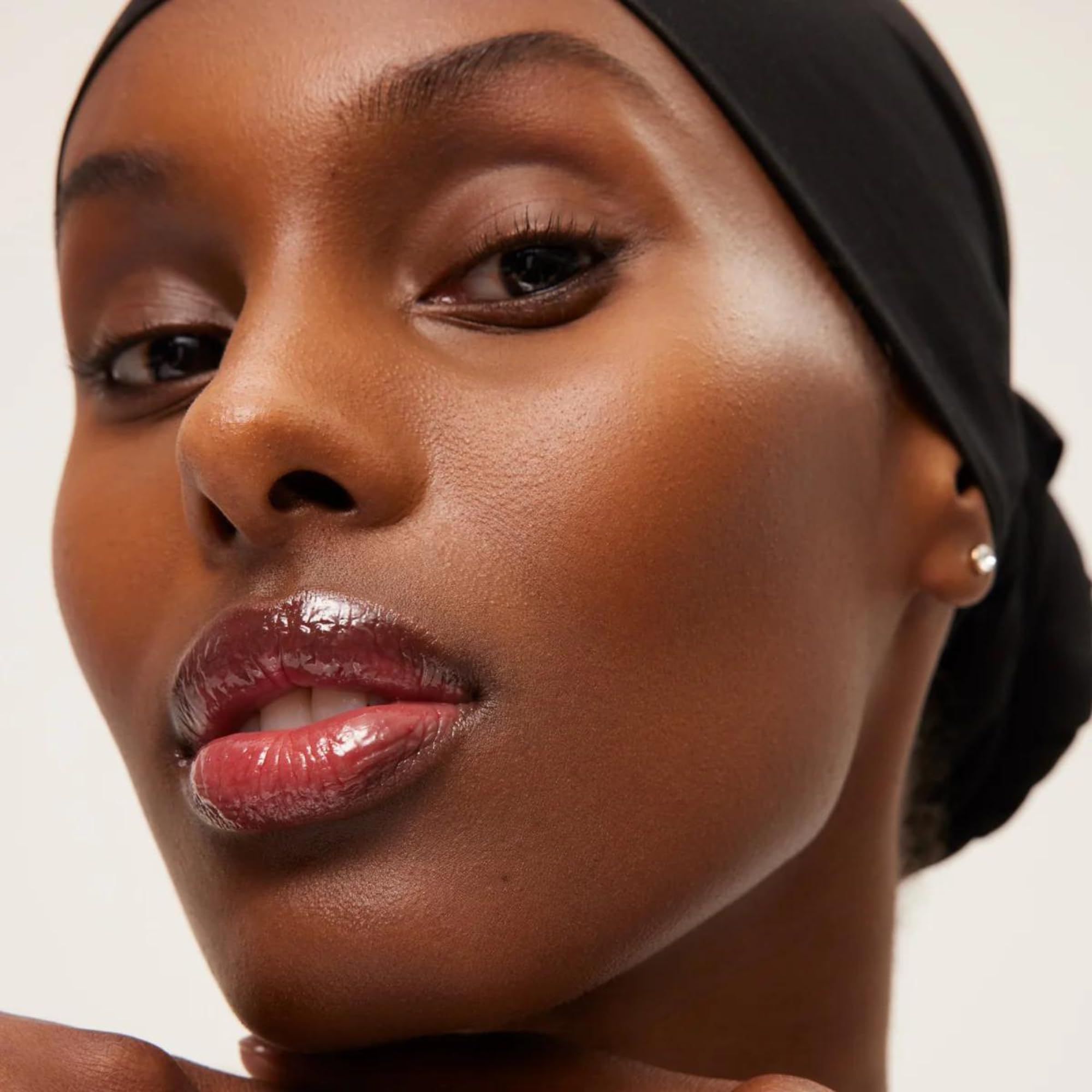 Summer Fridays daily-use lip balm routine for hydrated lips