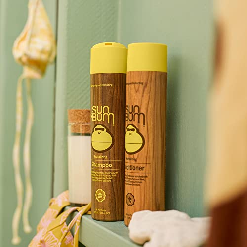 Sun Bum Conditioner detangling close-up showing easy manageability after wash.