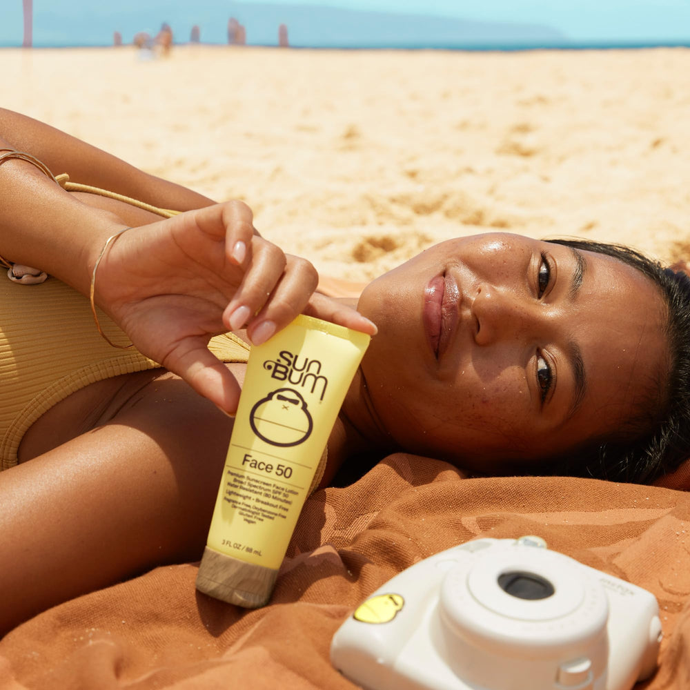 Non-comedogenic Sun Bum SPF 50 used on oily or combination skin.