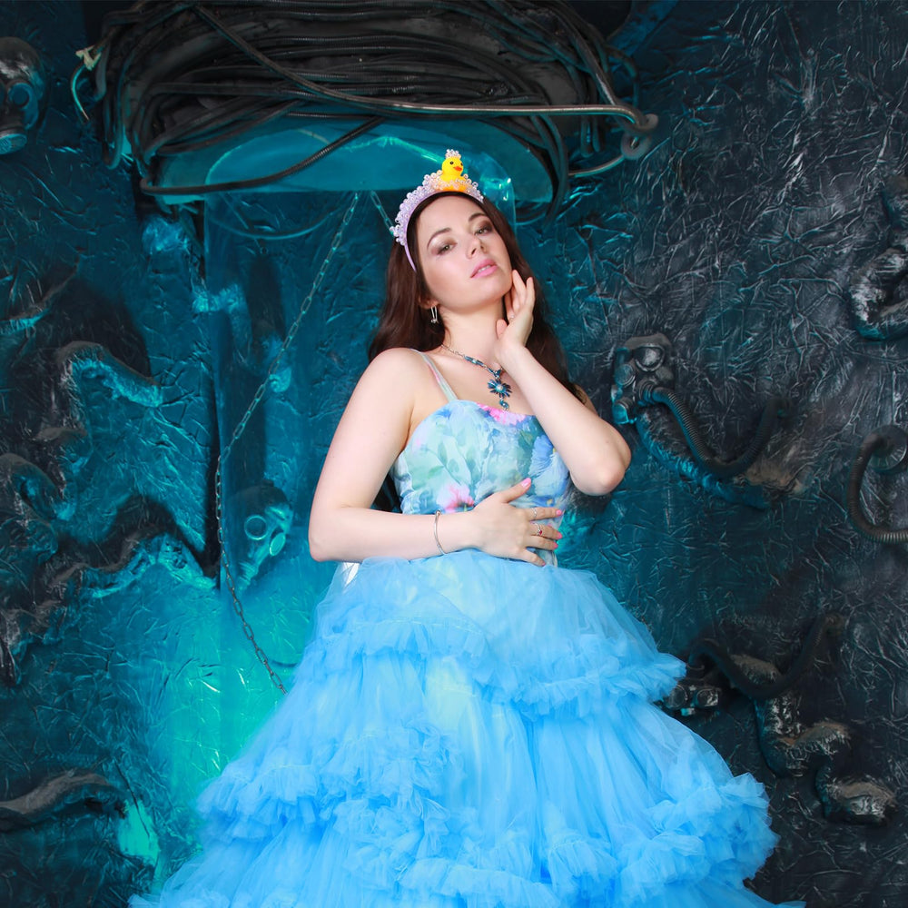 Suncalla transparent bubble detail highlights whimsy that complements loofah costumes.
