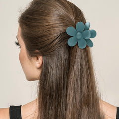Sunolga flower brown clip ideal for work and travel.