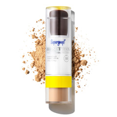 Supergoop! re-setting powder medium-compact shows matte finish and SPF 35 protection.