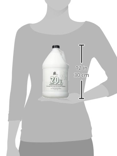 Superstar Stabilized Cream Developer 20v dispensing enables balanced mixing for consistent results.