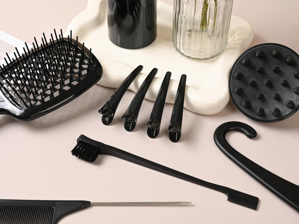 SUPHOUSE wooden comb with rounded teeth protects delicate strands.