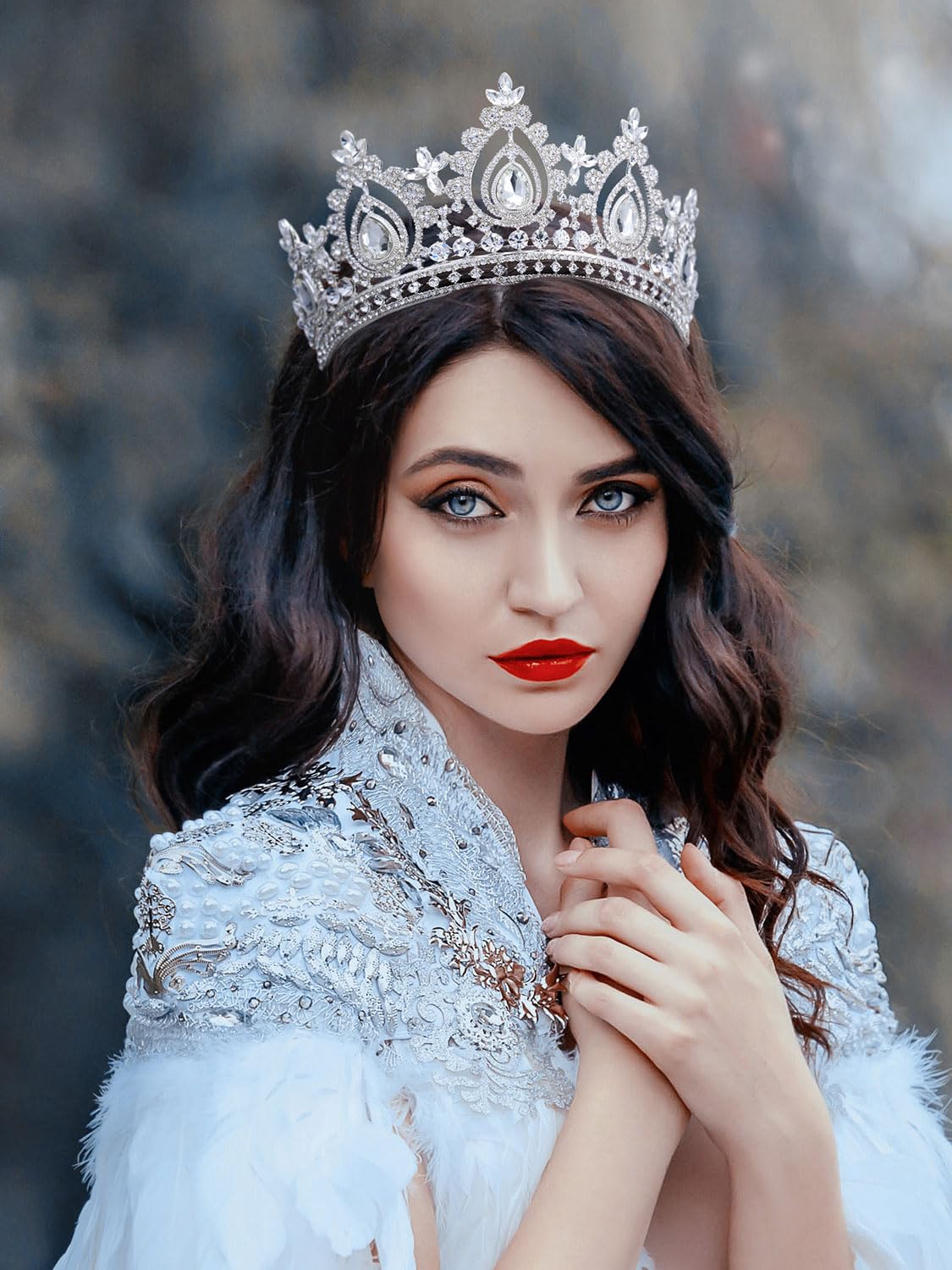 SWEETV tiara diameter 5.51 inches for comfortable silhouette.