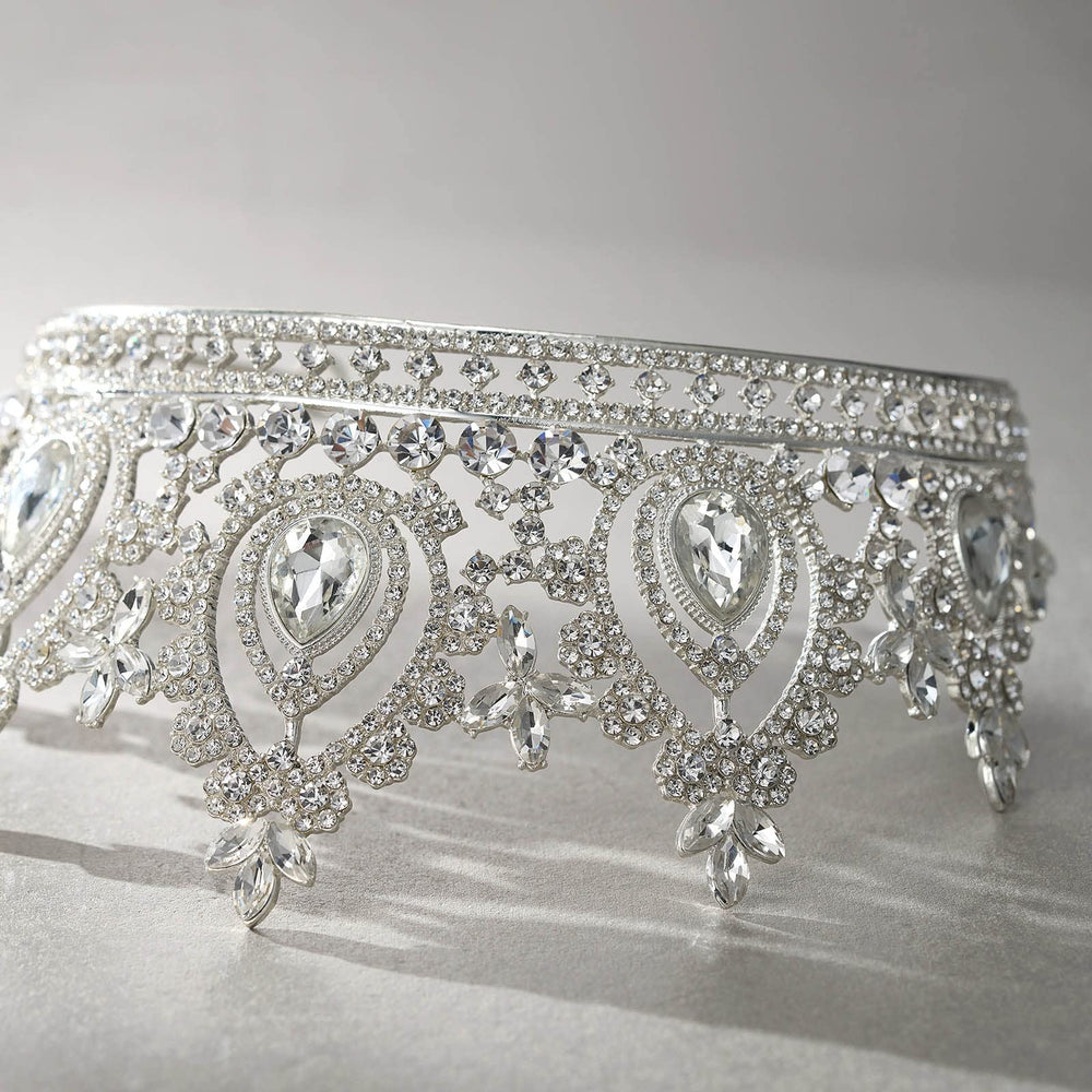 SWEETV wedding and prom crown suited for princess-inspired looks.