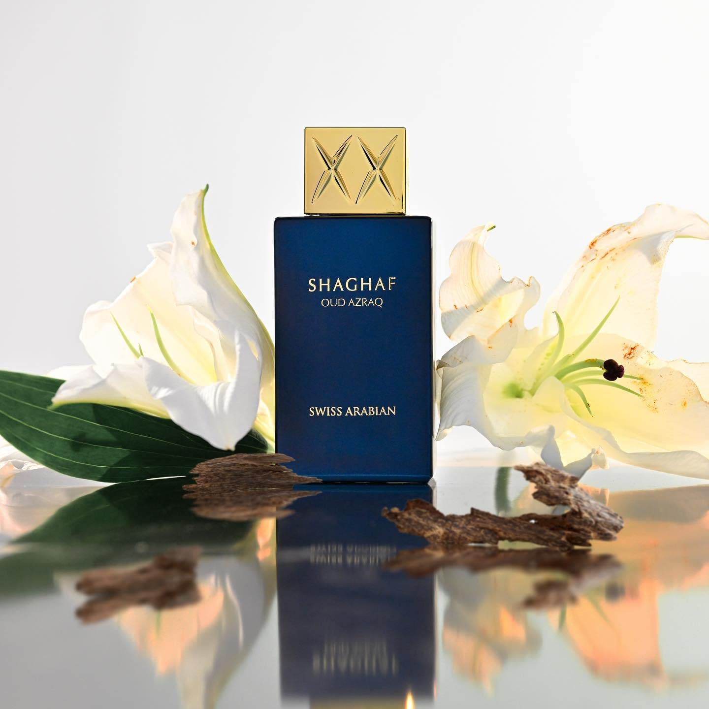 Swiss Arabian Shaghaf Oud Azraq oud-amber layer captures depth ideal for date nights.