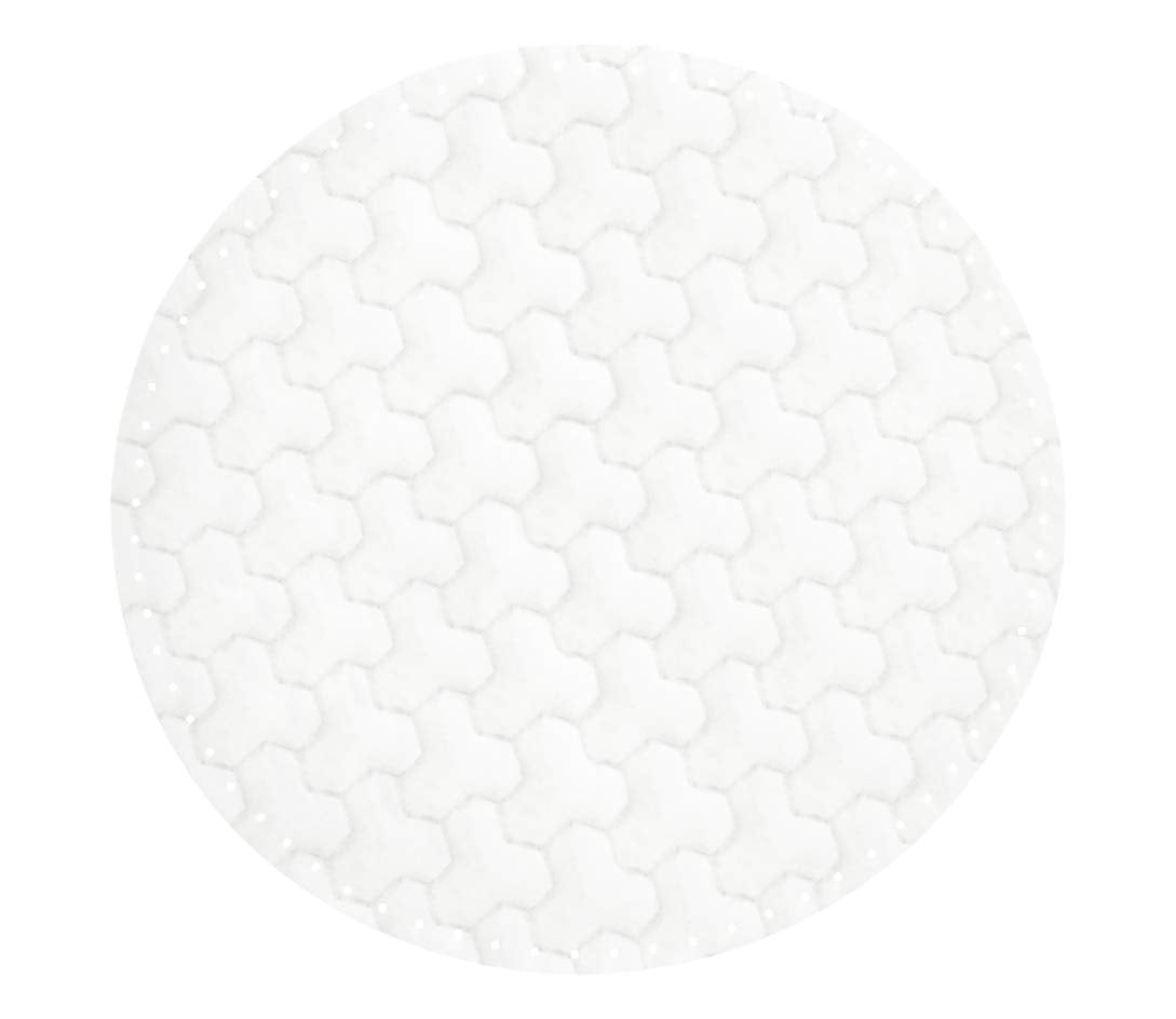 Swisspers Premium Cotton Rounds toner-application scene highlighting absorption.