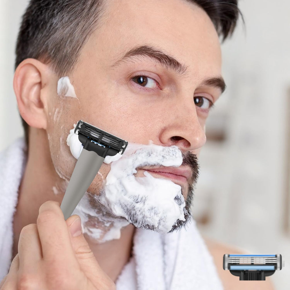 T.Chilyn razor blade refills on-the-go showcase compact design for daily travel.