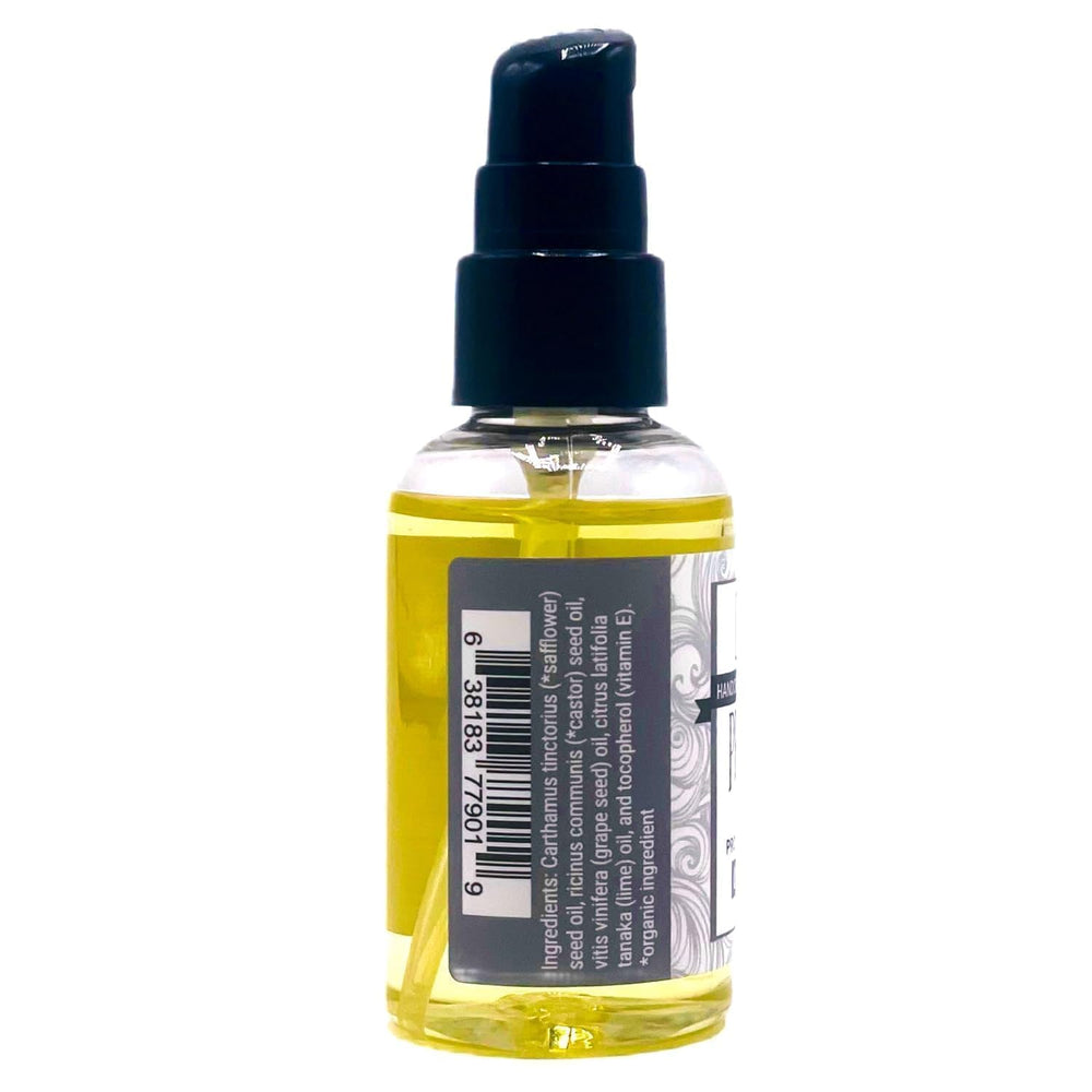 Taconic Shave pre-shave oil application on beard before shaving for smoother prep
