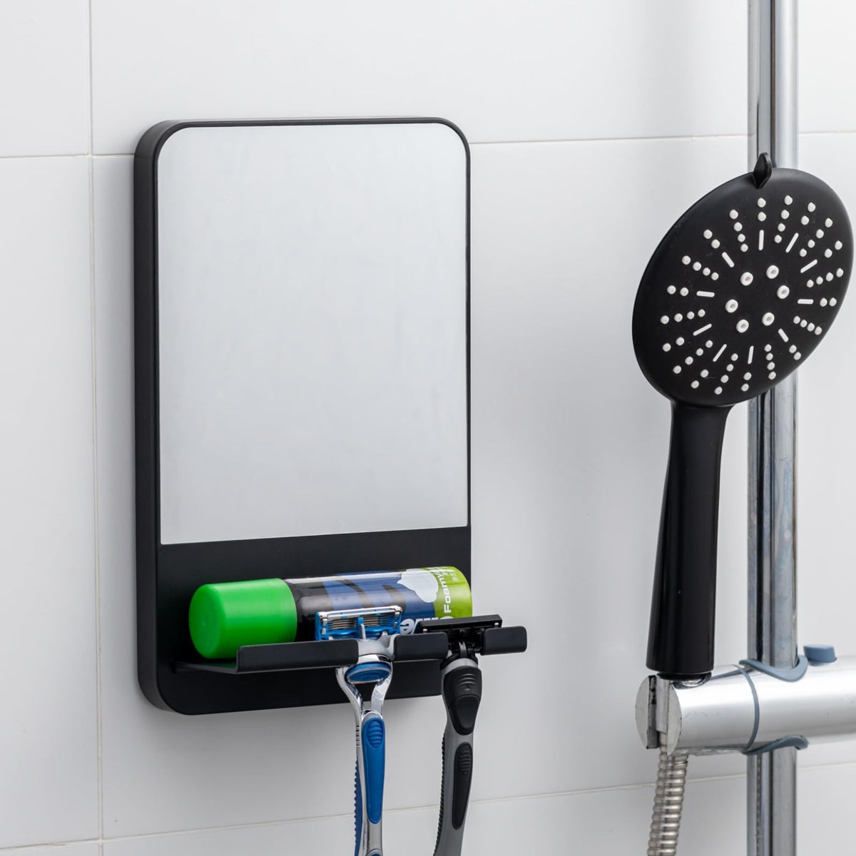 TAILI fogless shower mirror with clear reflection for easy shower shaving