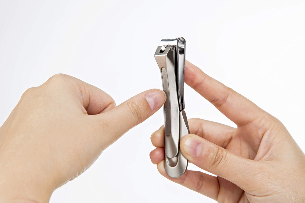 Takumi No Waza Green Bell G-1205 clipper packaging highlights craftsmanship and durability