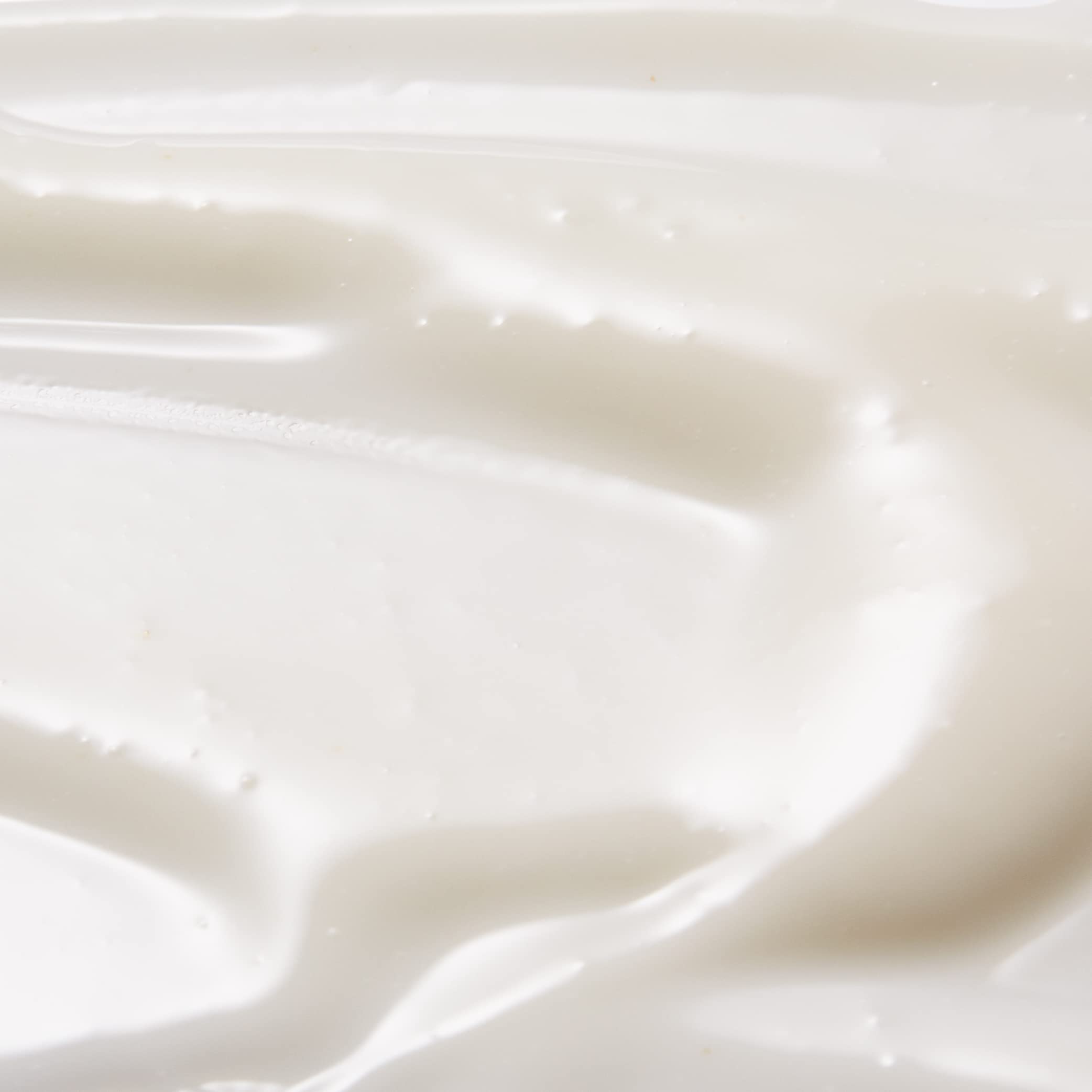Tan-Luxe Gradual application on hands demonstrates even coverage for subtle glow
