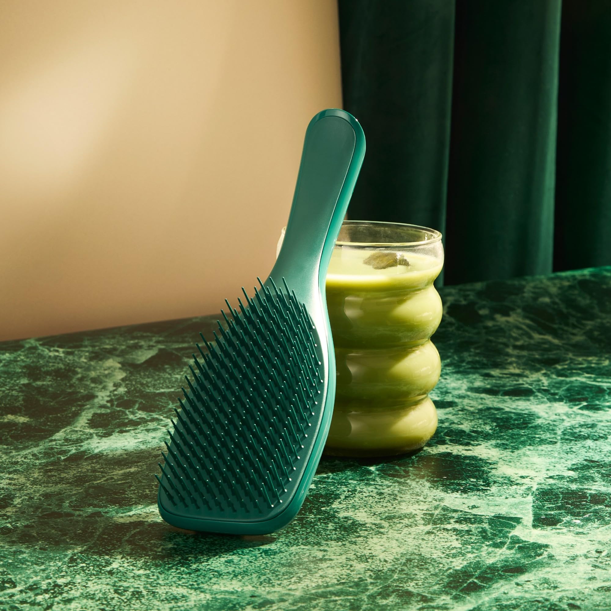 Tangle Teezer Ultimate Detangler Emerald Green in routine styling session