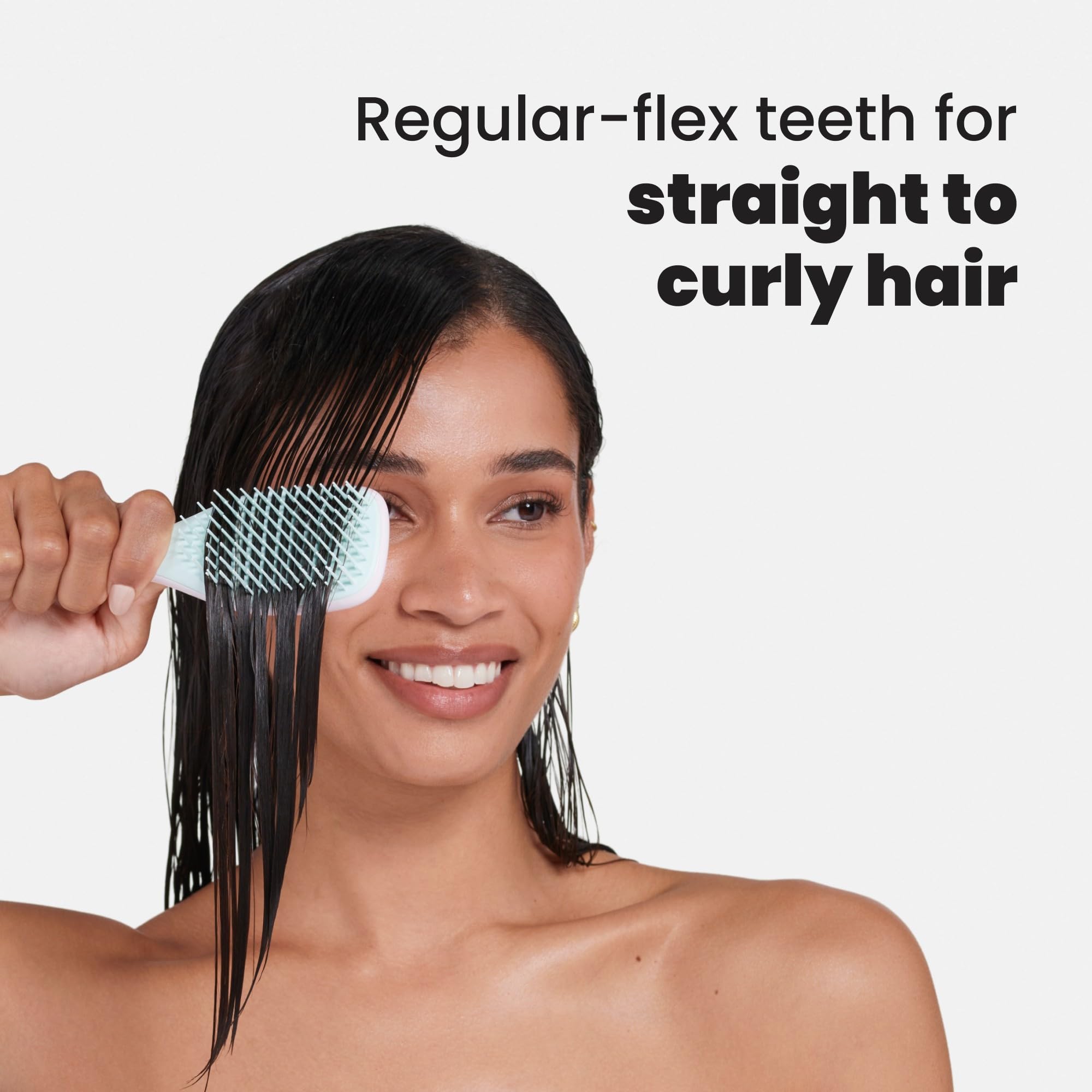 Tangle Teezer Ultimate Detangler mint accent close-up emphasizes frizz control.
