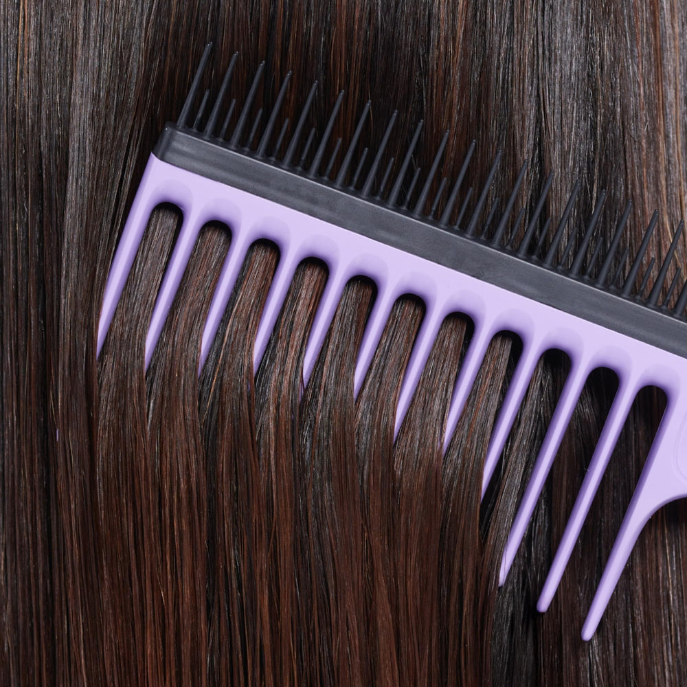 Tangle Teezer wide-tooth comb on wash day, evenly distributes conditioner