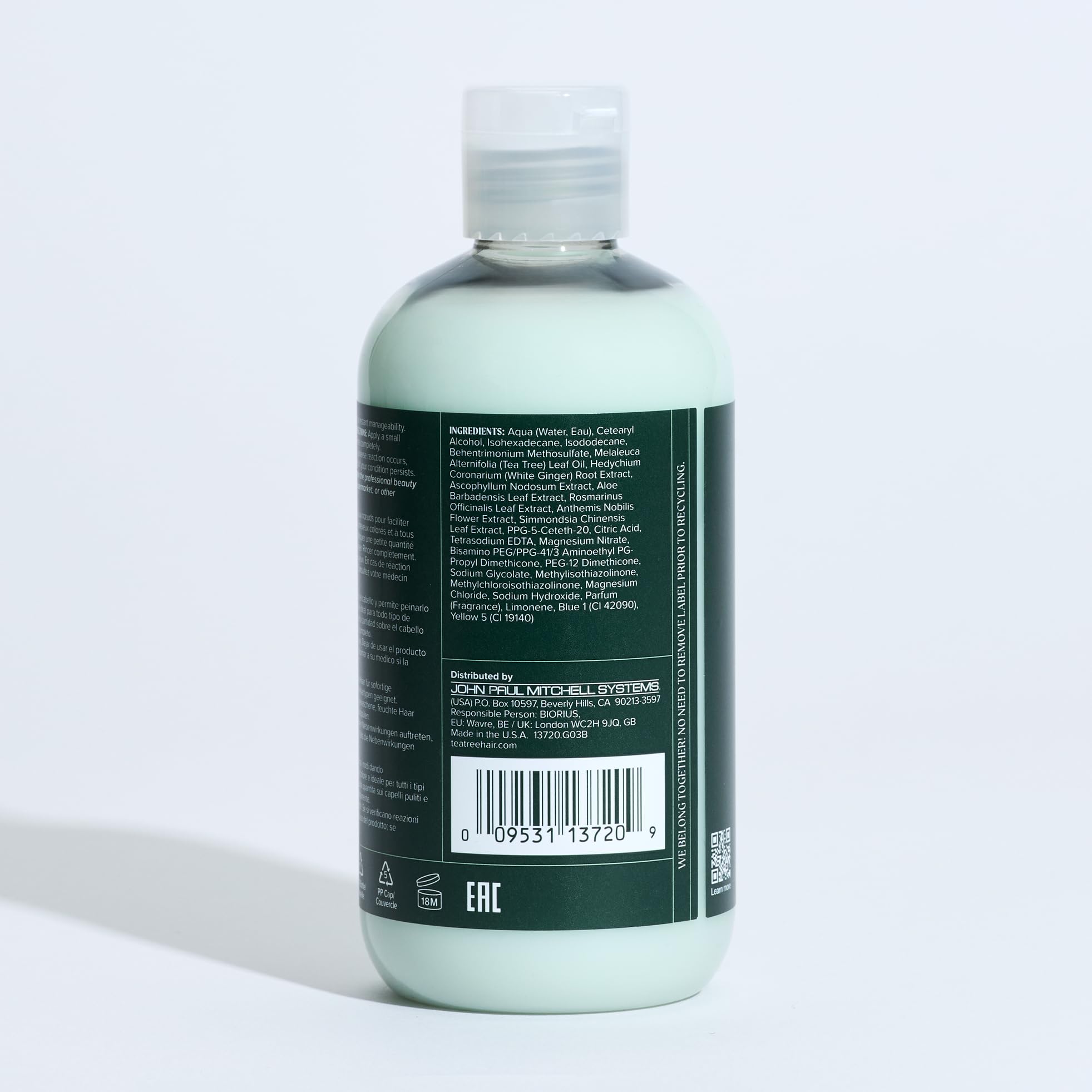 Tea Tree Special Conditioner routine-use image implies easy application and quick detangling.