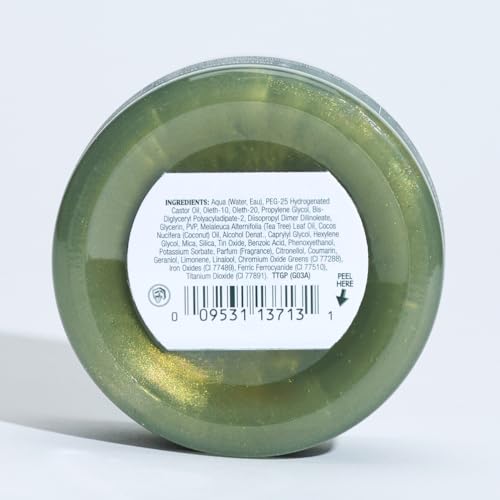 Ingredients banner of Tea Tree Grooming Pomade featuring botanical resins and conditioners.