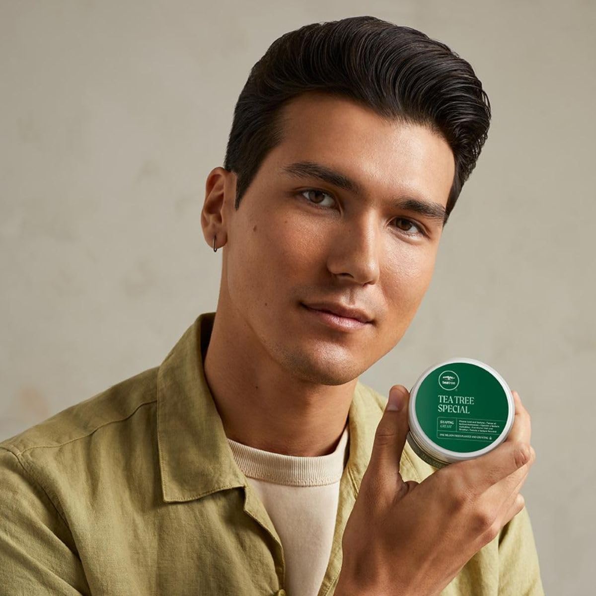 Tea Tree Shaping Cream matte-finish style on hair